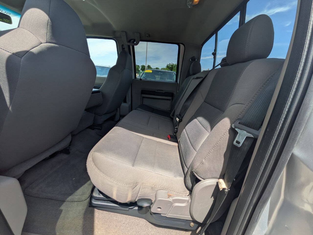 Used 2010 Ford F250 Lariat AWD/4WD image 23