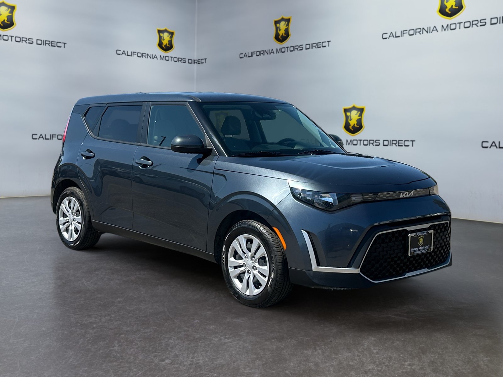 Used 2025 Kia Soul LX FWD image 7