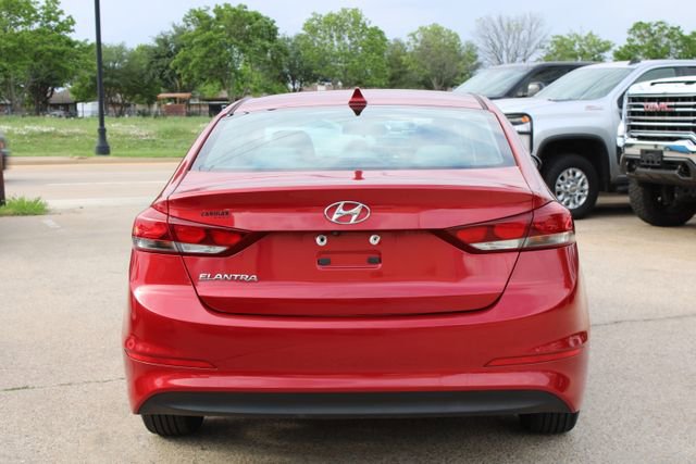 Used 2017 Hyundai Elantra SE FWD image 4