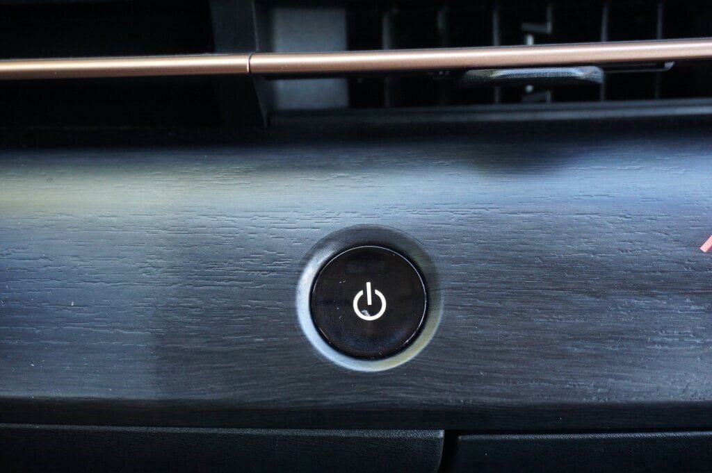 Certified 2024 Nissan Ariya PLATINUM+ e-4ORCE image 18