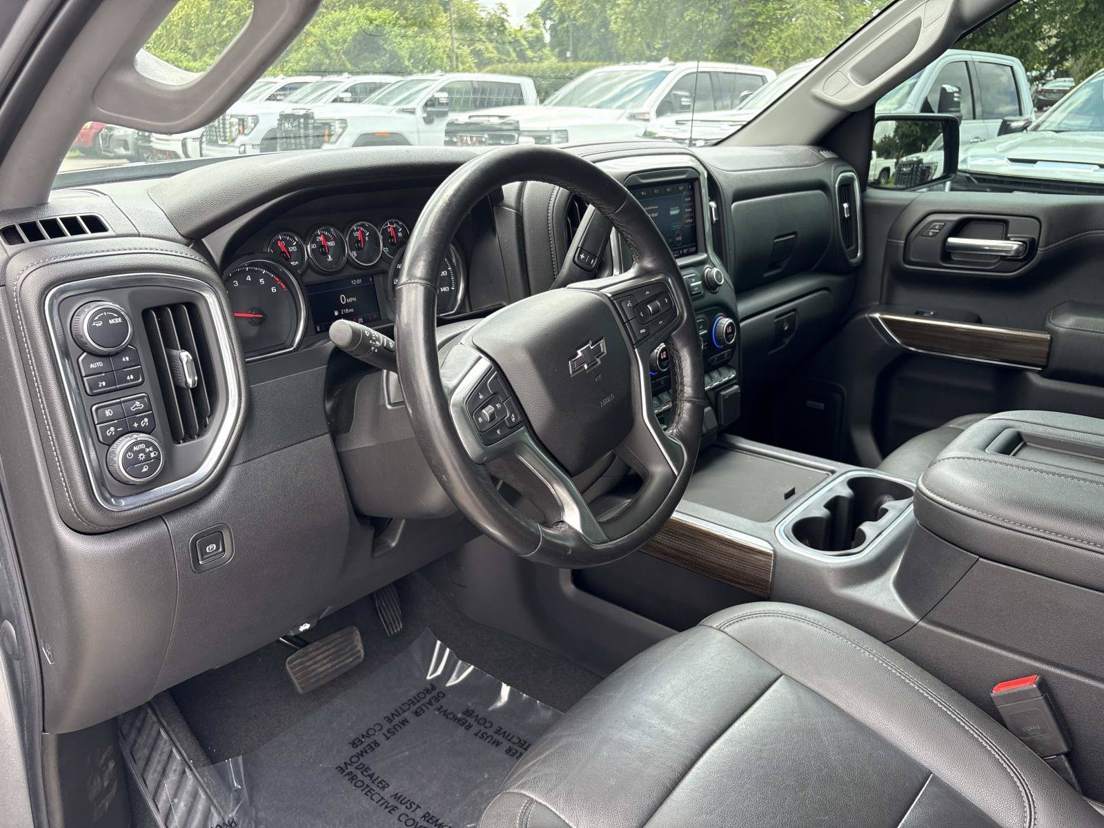 Used 2021 Chevrolet Silverado 1500 LT Trail Boss w/ Convenience Package II AWD/4WD image 18