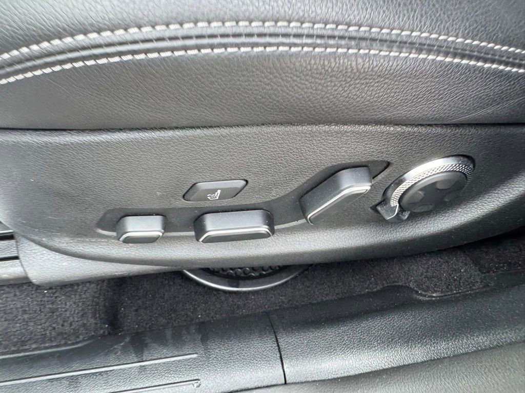 Used 2025 Genesis GV70 3.5T Sport image 20