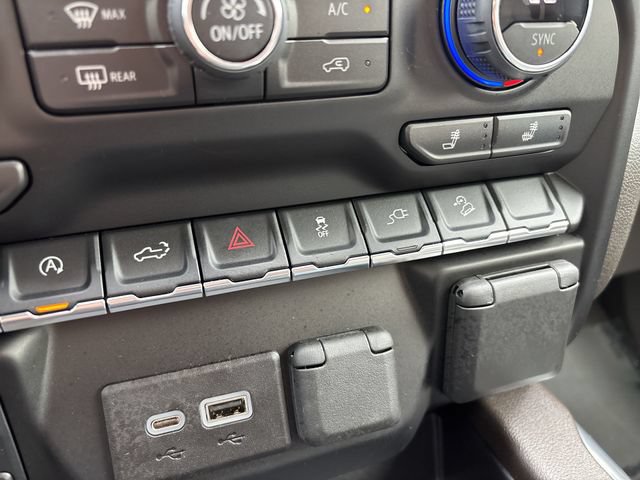 Certified 2021 Chevrolet Silverado 1500 RST AWD/4WD image 27