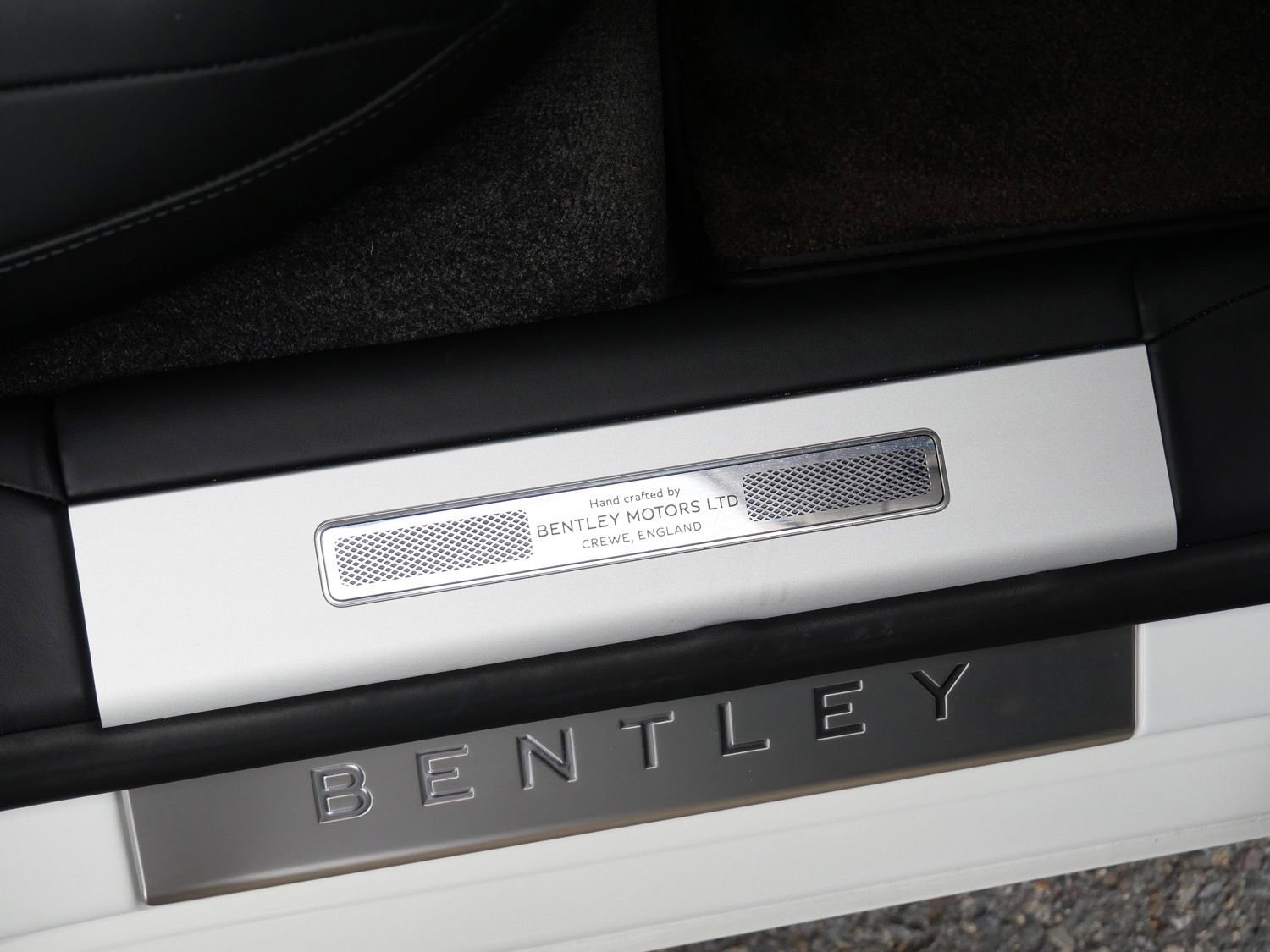 Used 2022 Bentley Flying Spur V8 AWD/4WD image 24