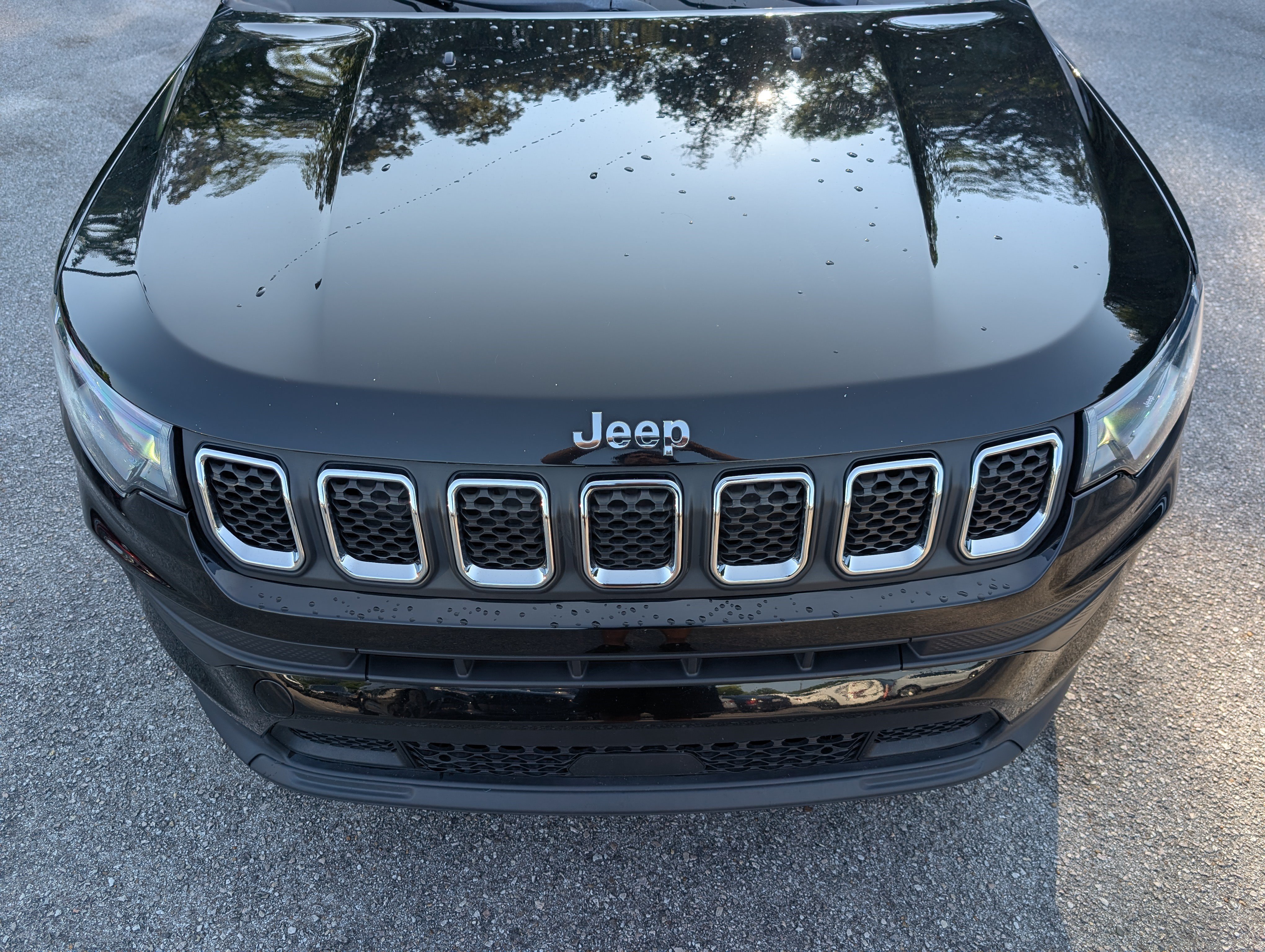 Used 2024 Jeep Compass Sport AWD/4WD image 12
