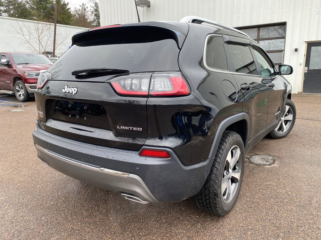 Used 2020 Jeep Cherokee Limited image 3