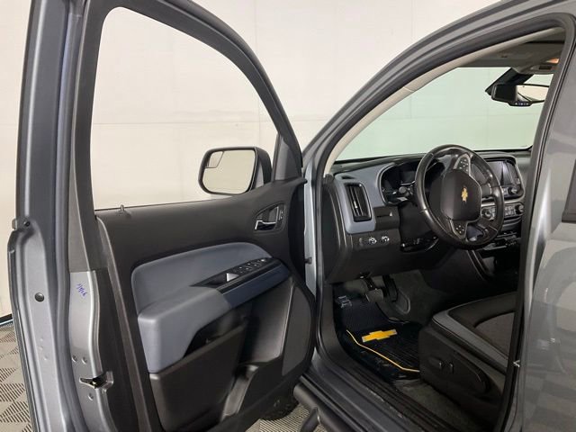 Used 2018 Chevrolet Colorado Z71 AWD/4WD image 24