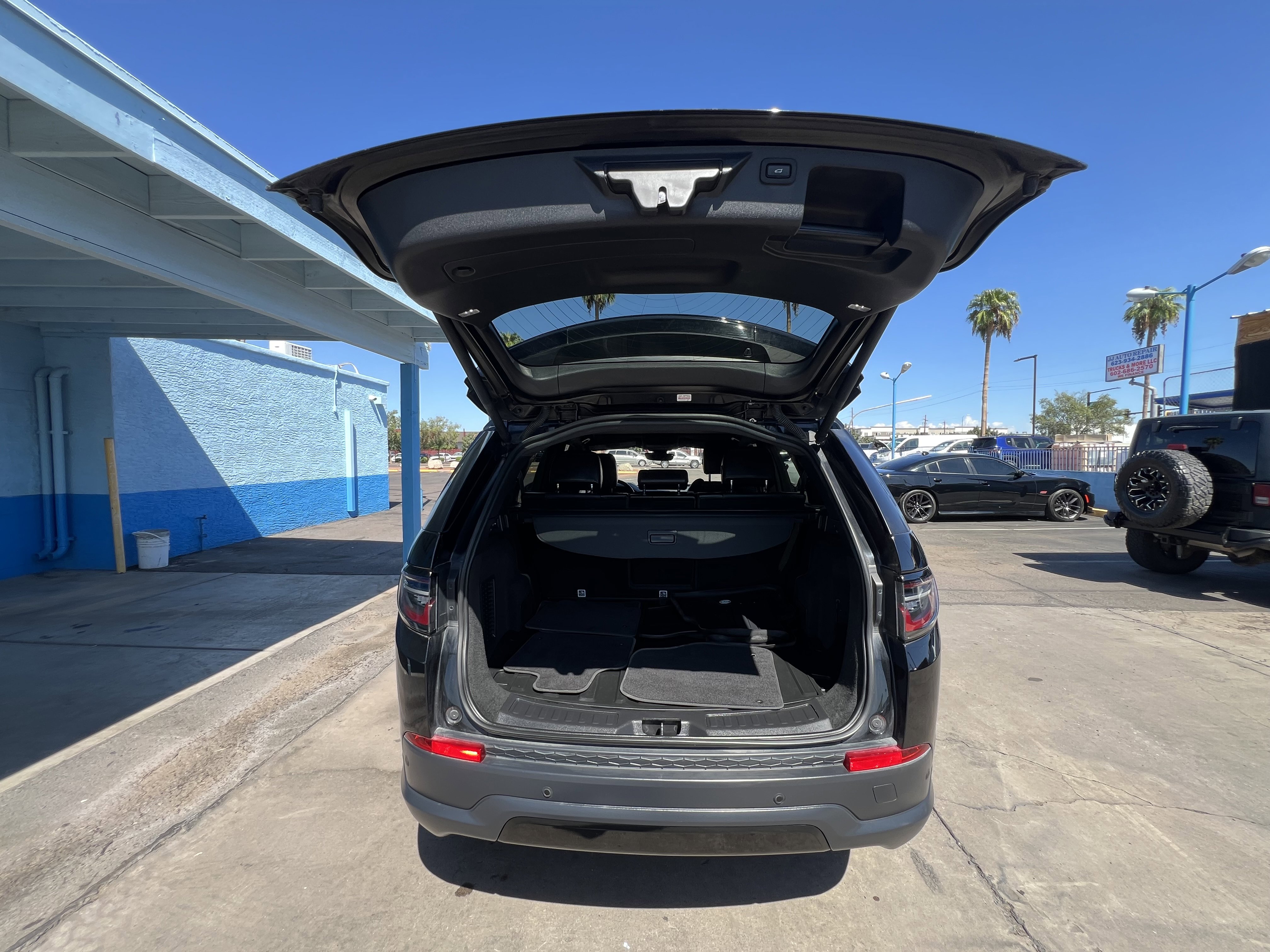 Used 2020 Land Rover Discovery Sport S AWD/4WD image 5