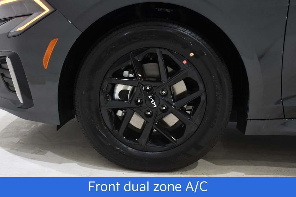 New 2026 Kia K5 LXS image 6