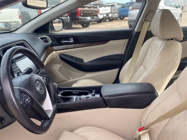 Used 2016 Nissan Maxima Platinum image 19