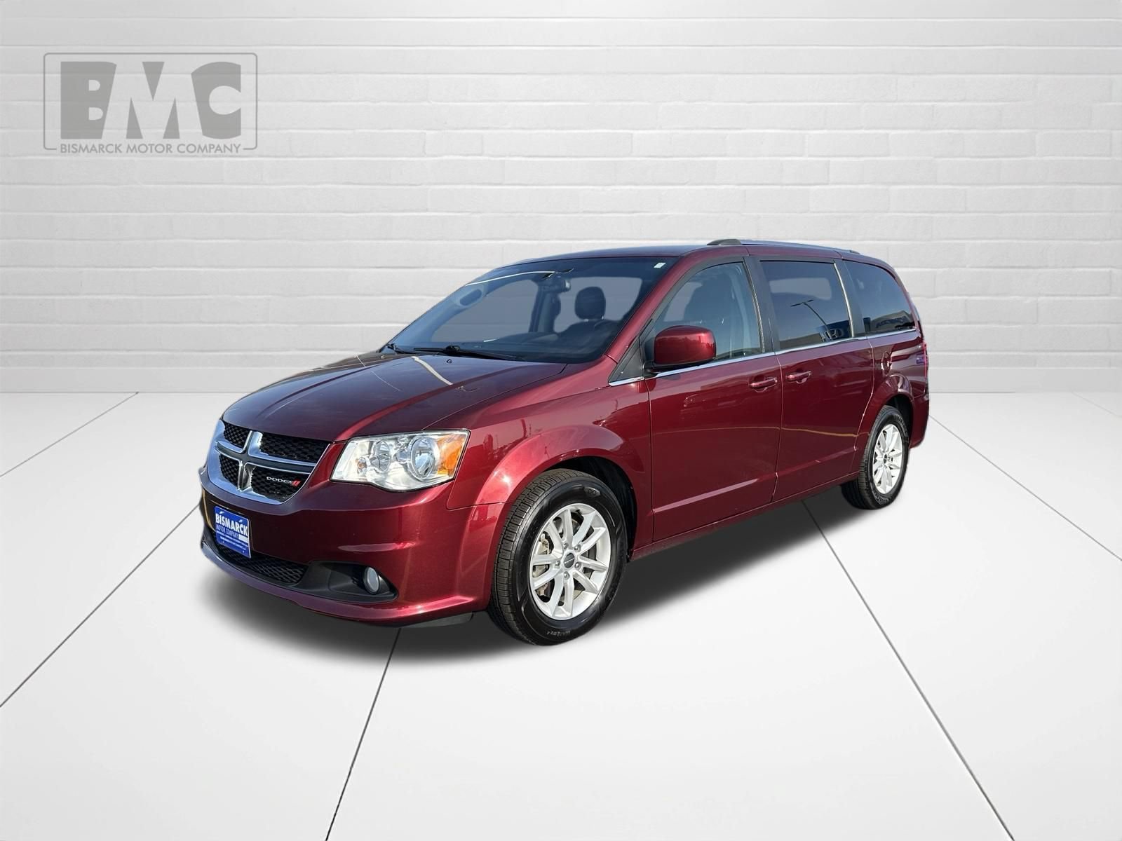 Used 2020 Dodge Grand Caravan SXT w/ Driver Convenience Group FWD 360° Tour