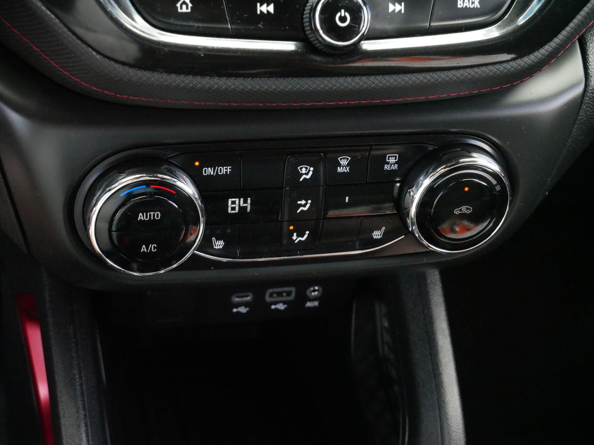 Used 2023 Chevrolet TrailBlazer RS w/ Sun and Liftgate Package AWD/4WD image 23