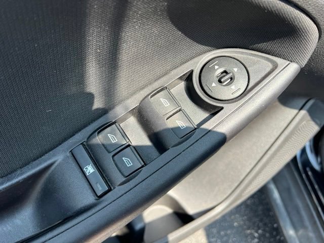 Used 2017 Ford Focus SE FWD image 26