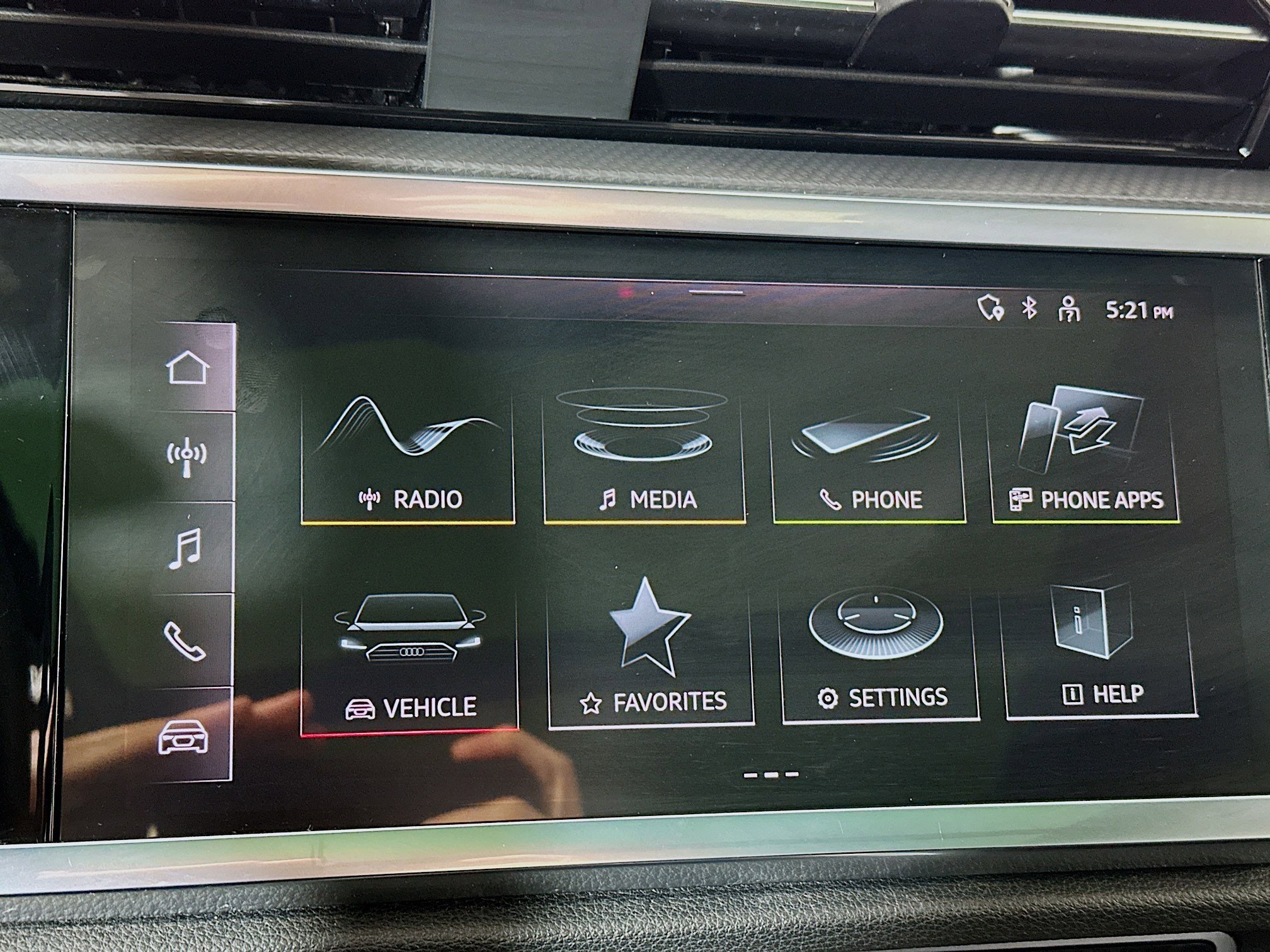 Used 2025 Audi Q3 2.0T Premium image 14