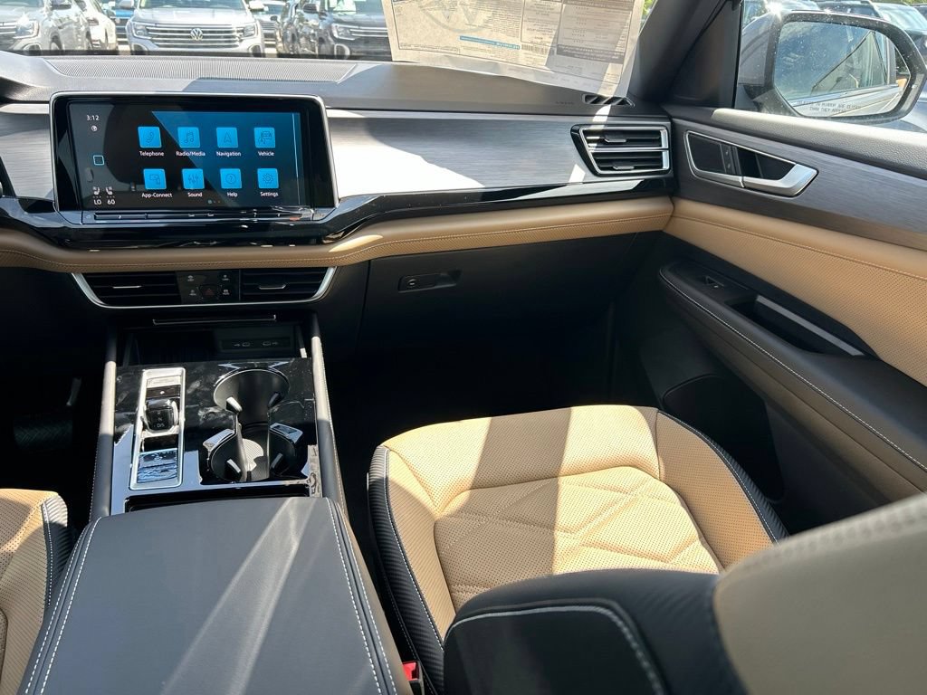 New 2026 Volkswagen Atlas Cross Sport SE FWD image 11
