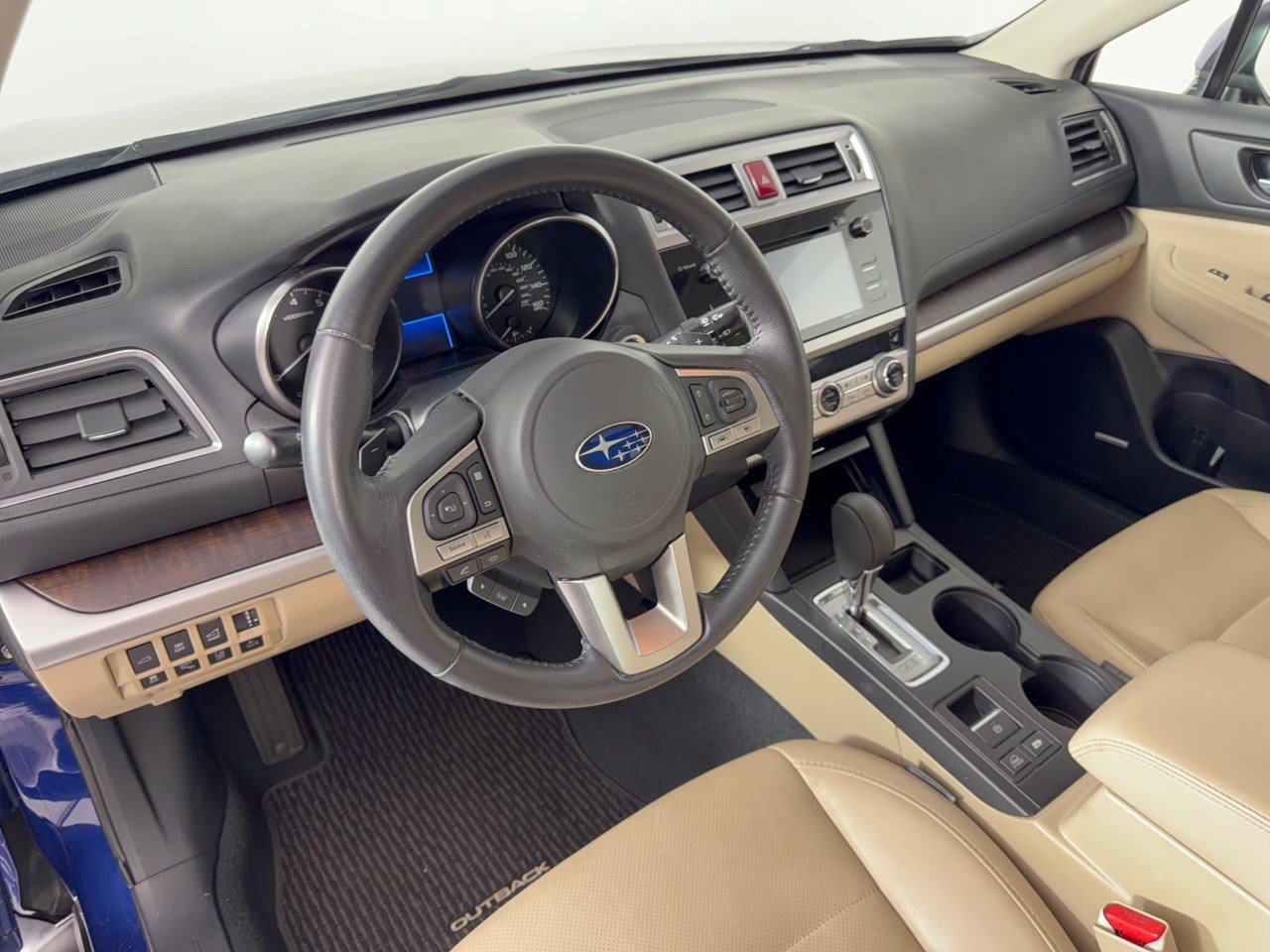 Used 2017 Subaru Outback 3.6R Limited AWD/4WD image 4