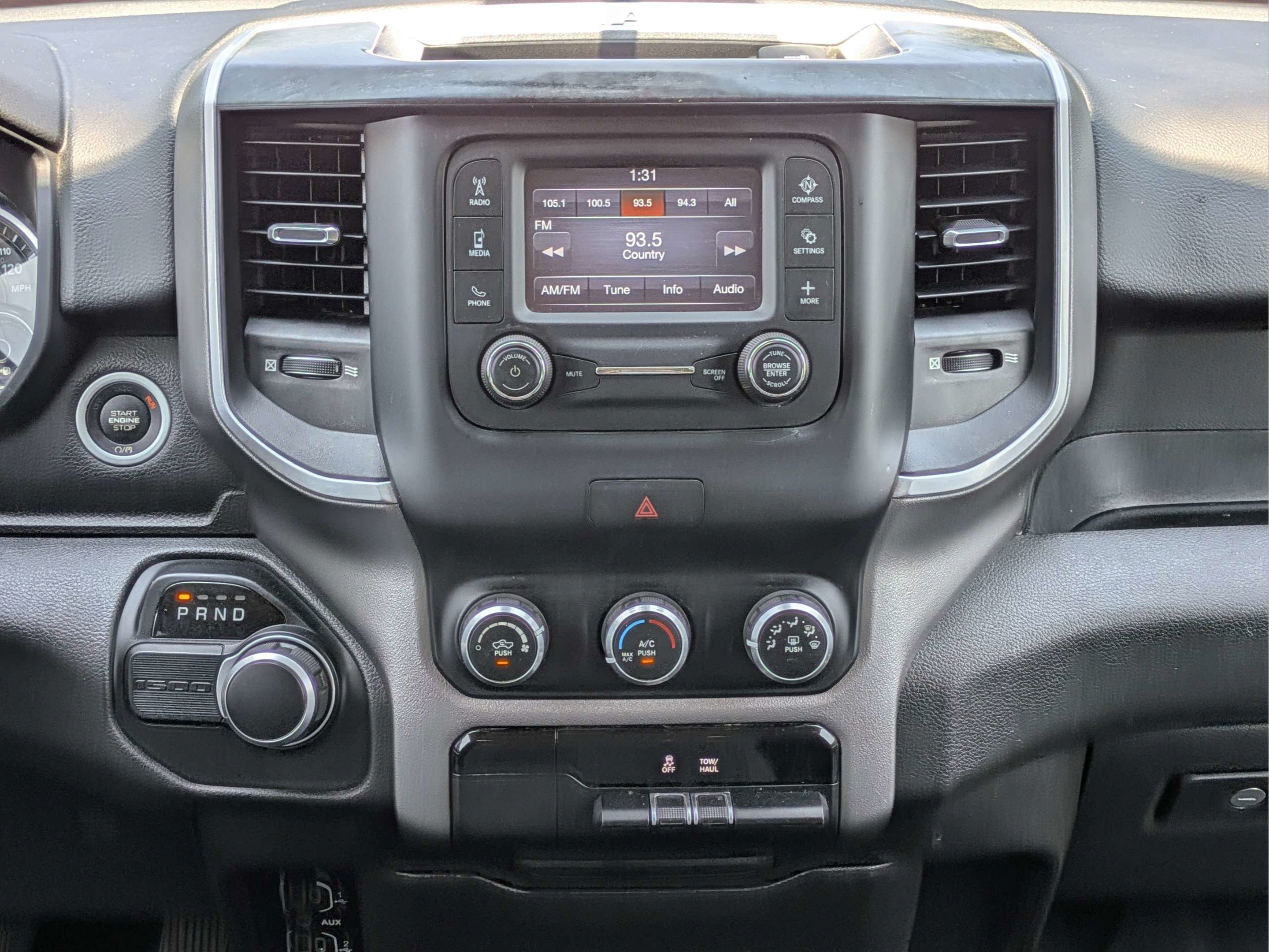 Used 2019 RAM 1500 Big Horn RWD image 16