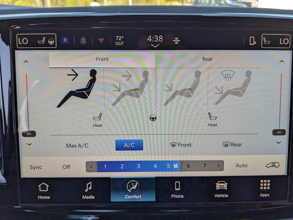 New 2026 Chrysler Voyager LX image 31