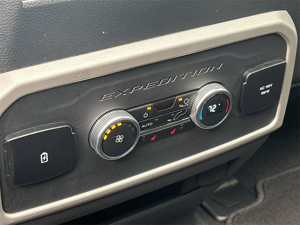 Used 2024 Ford Expedition Max Limited image 27