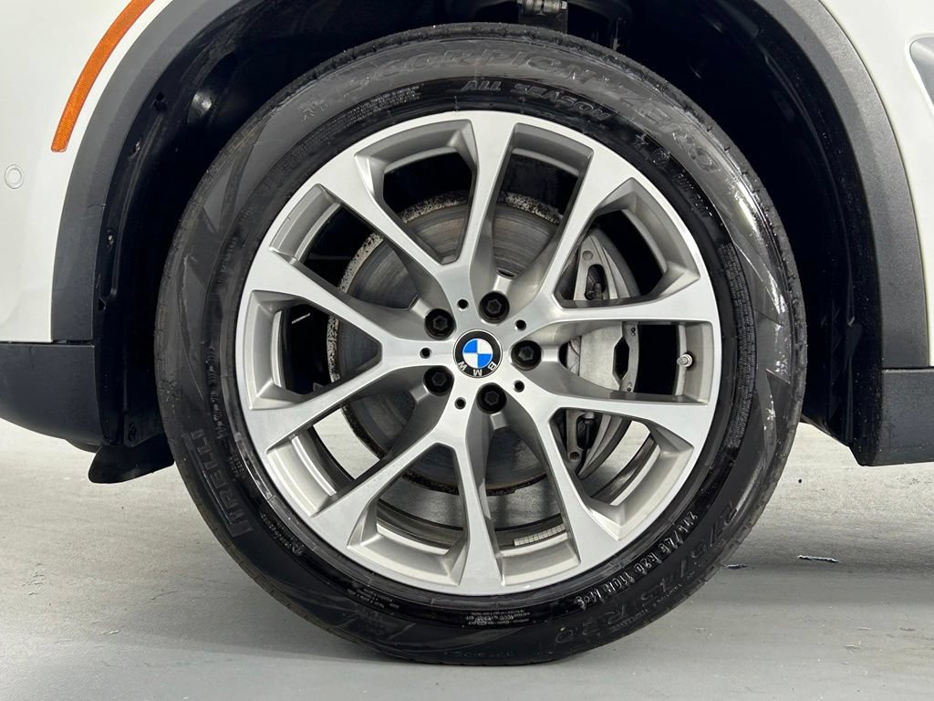 Used 2024 BMW X5 xDrive40i w/ Premium Package AWD/4WD image 38