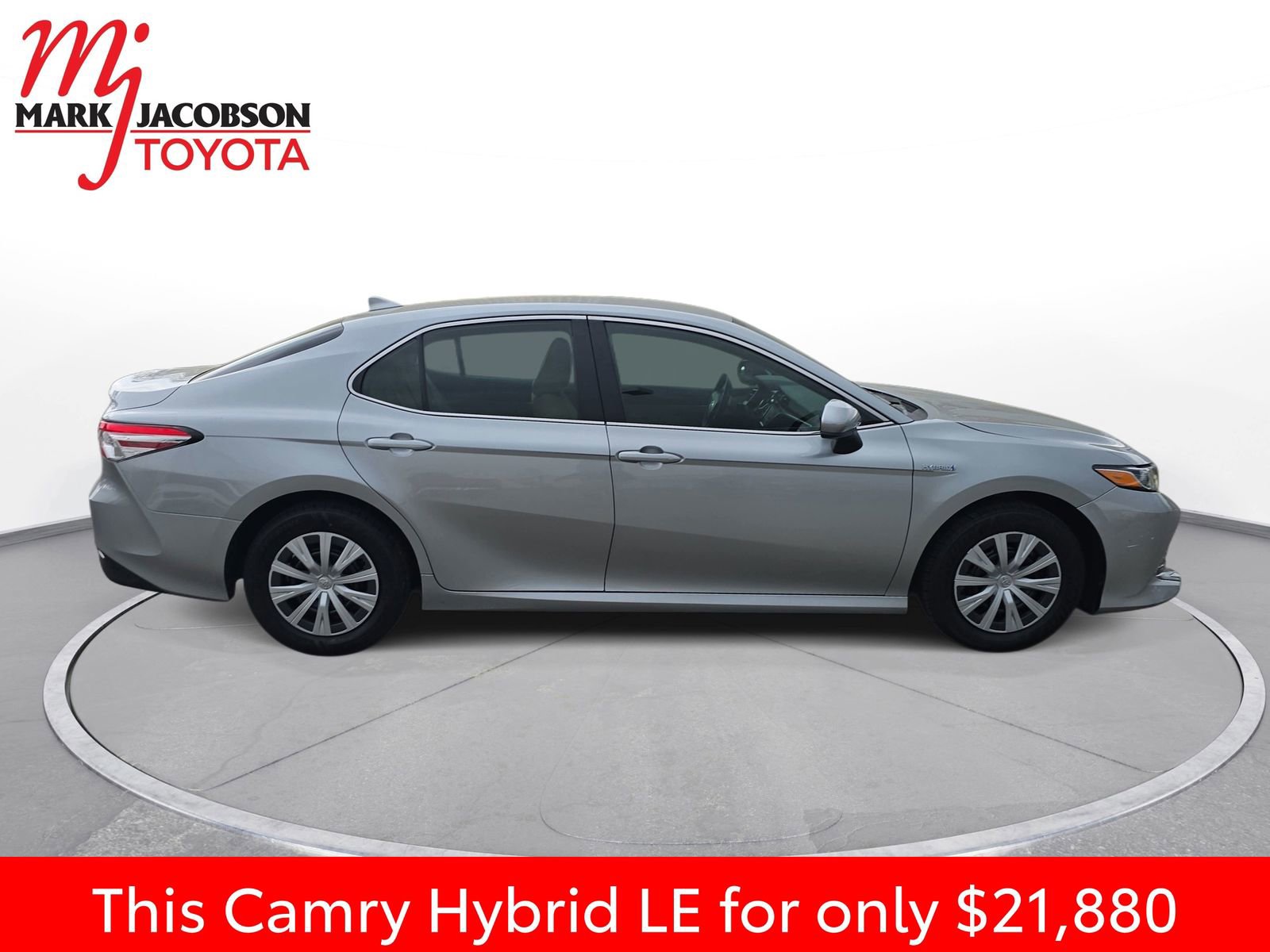 Used 2020 Toyota Camry LE image 7