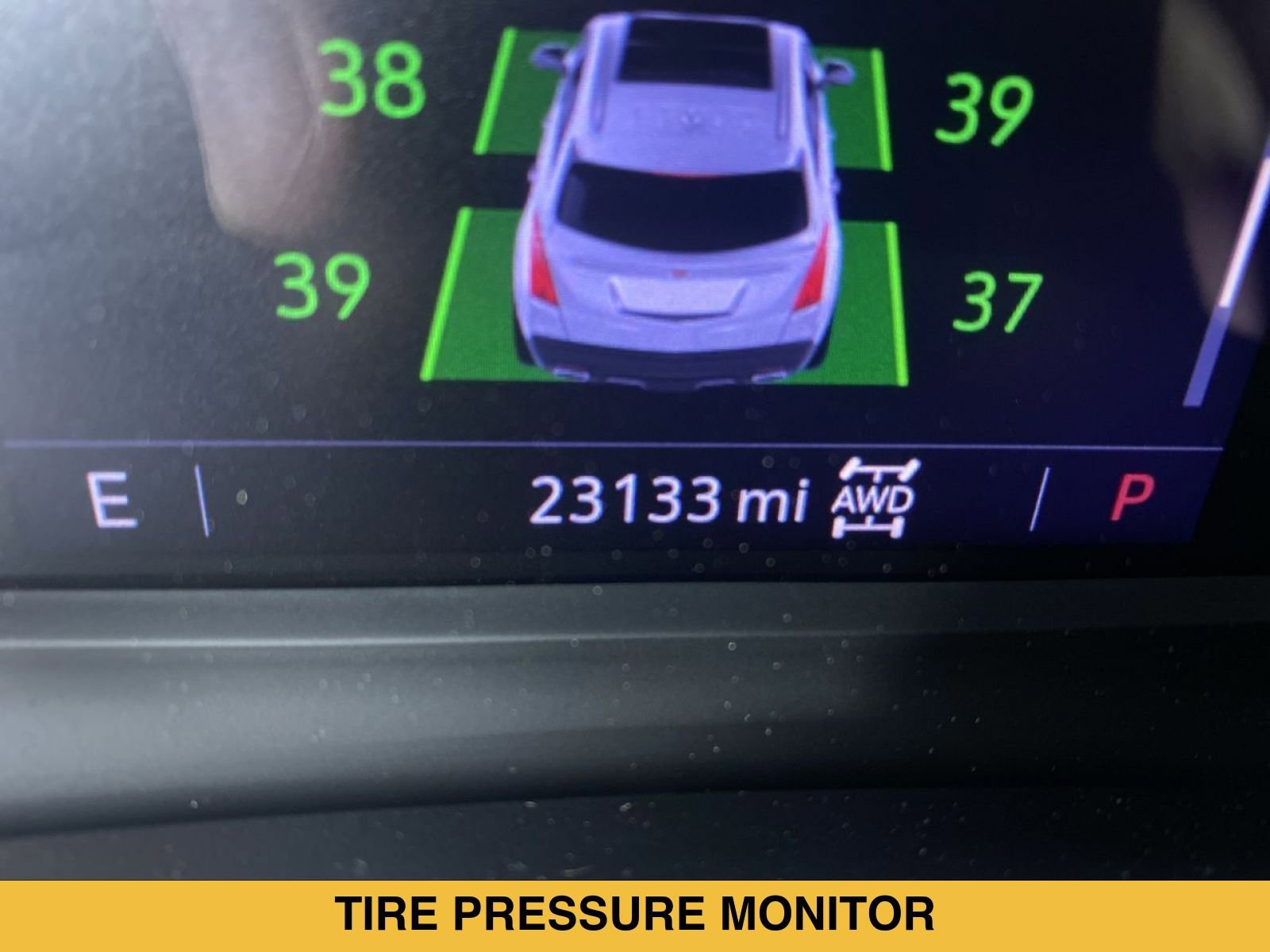 Certified 2022 Cadillac XT5 Premium Luxury AWD/4WD image 4