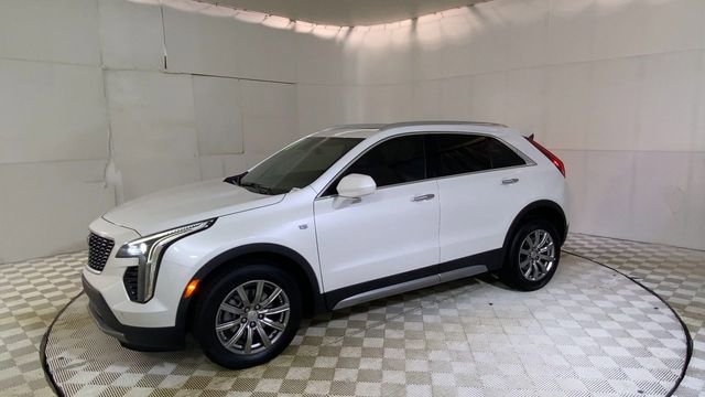 Used 2020 Cadillac XT4 Premium Luxury w/ Cold Weather Package image 7