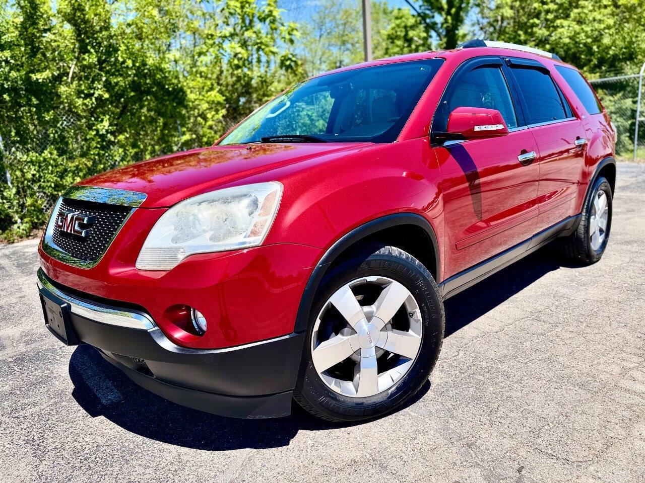 Used 2012 GMC Acadia SLT AWD/4WD image 1