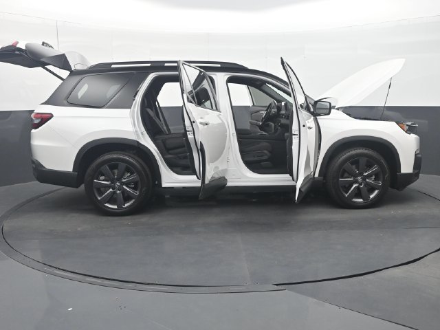 New 2026 Honda Pilot Sport image 41