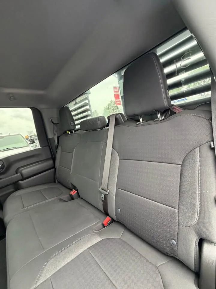 Used 2023 Chevrolet Silverado 3500 LT image 10