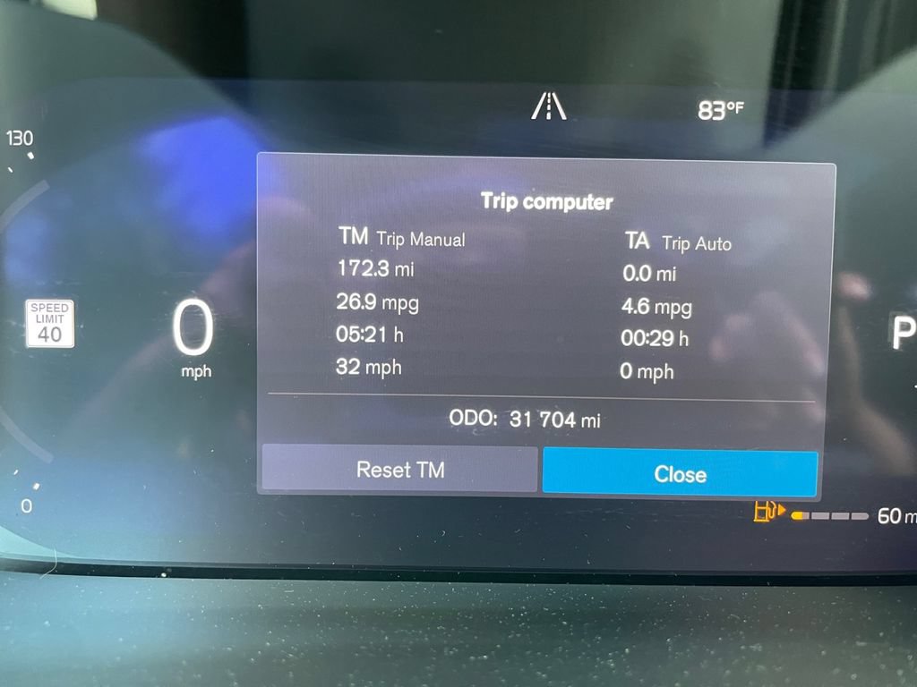 Used 2024 Volvo XC40 B5 Plus w/ Protection Package Premier AWD/4WD image 2
