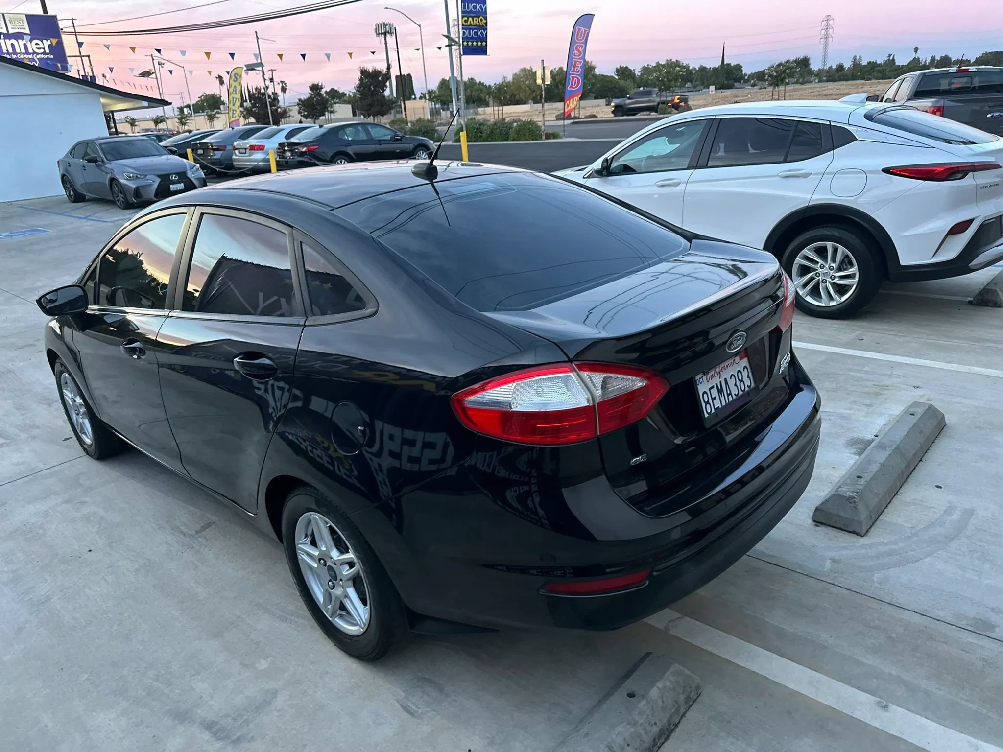 Used 2018 Ford Fiesta SE FWD image 9