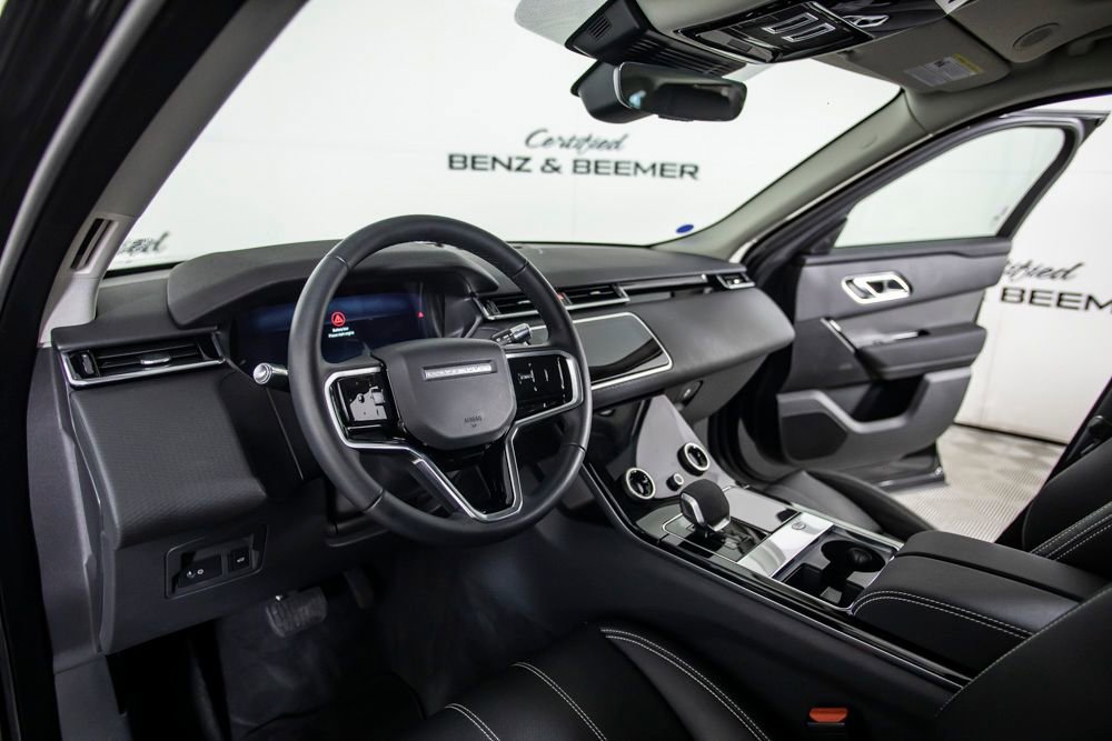 Used 2023 Land Rover Range Rover Velar S AWD/4WD image 17