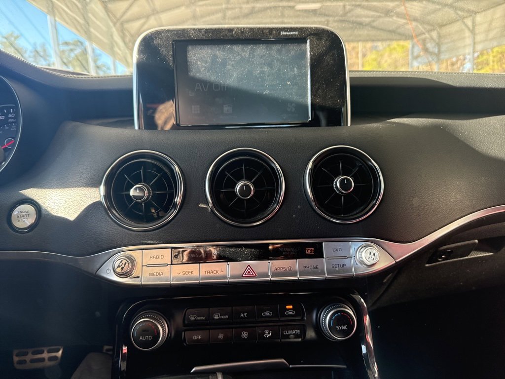 Used 2019 Kia Stinger GT image 9