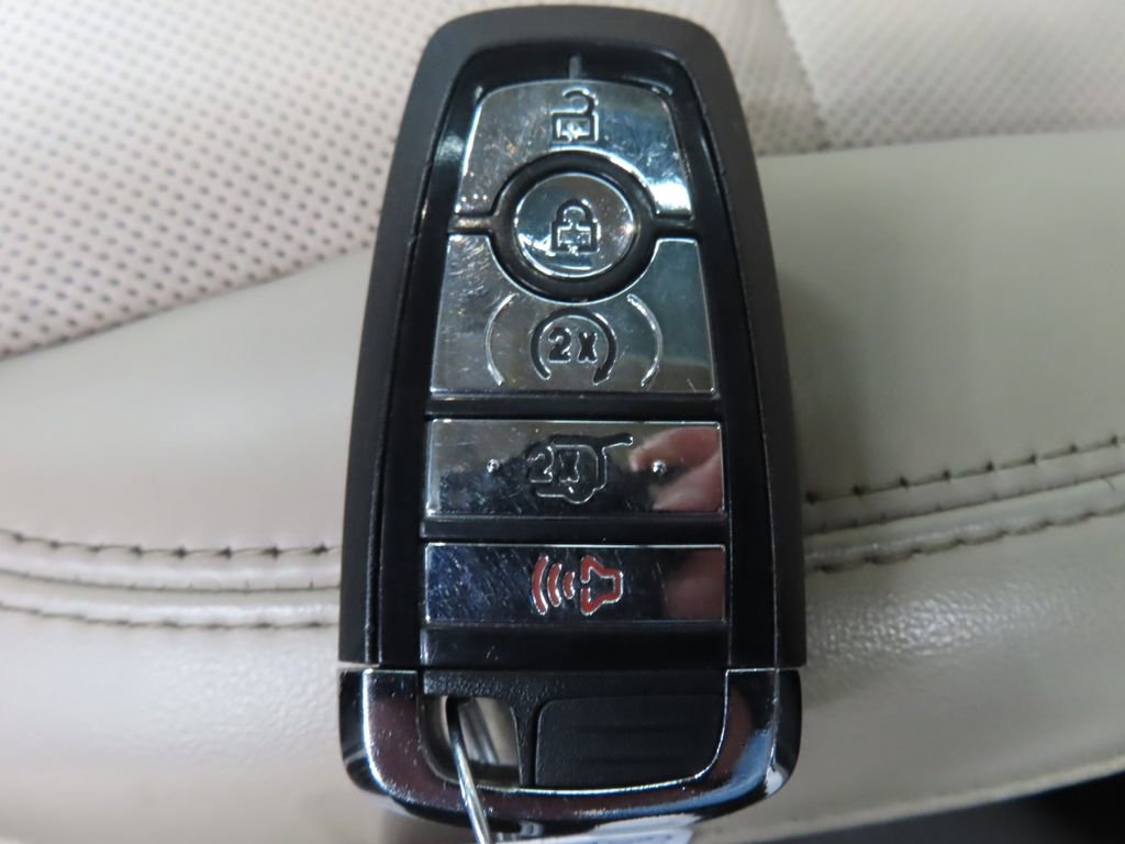 Used 2020 Lincoln Corsair Reserve AWD/4WD image 68