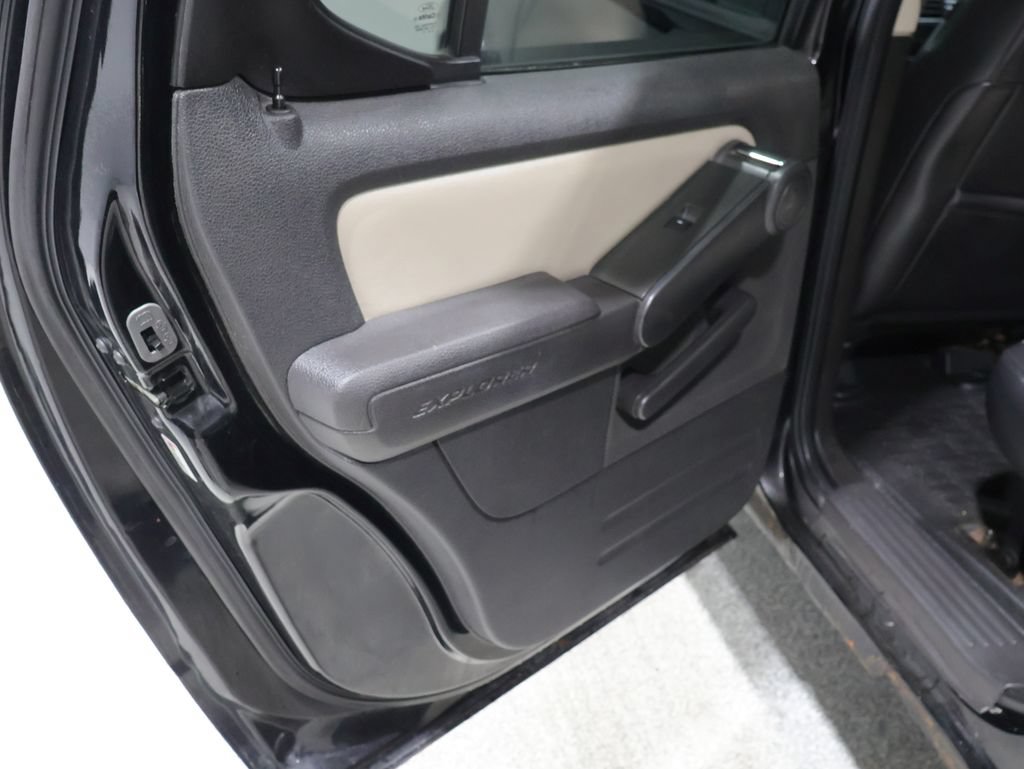 Used 2007 Ford Explorer Sport Trac Limited AWD/4WD image 20