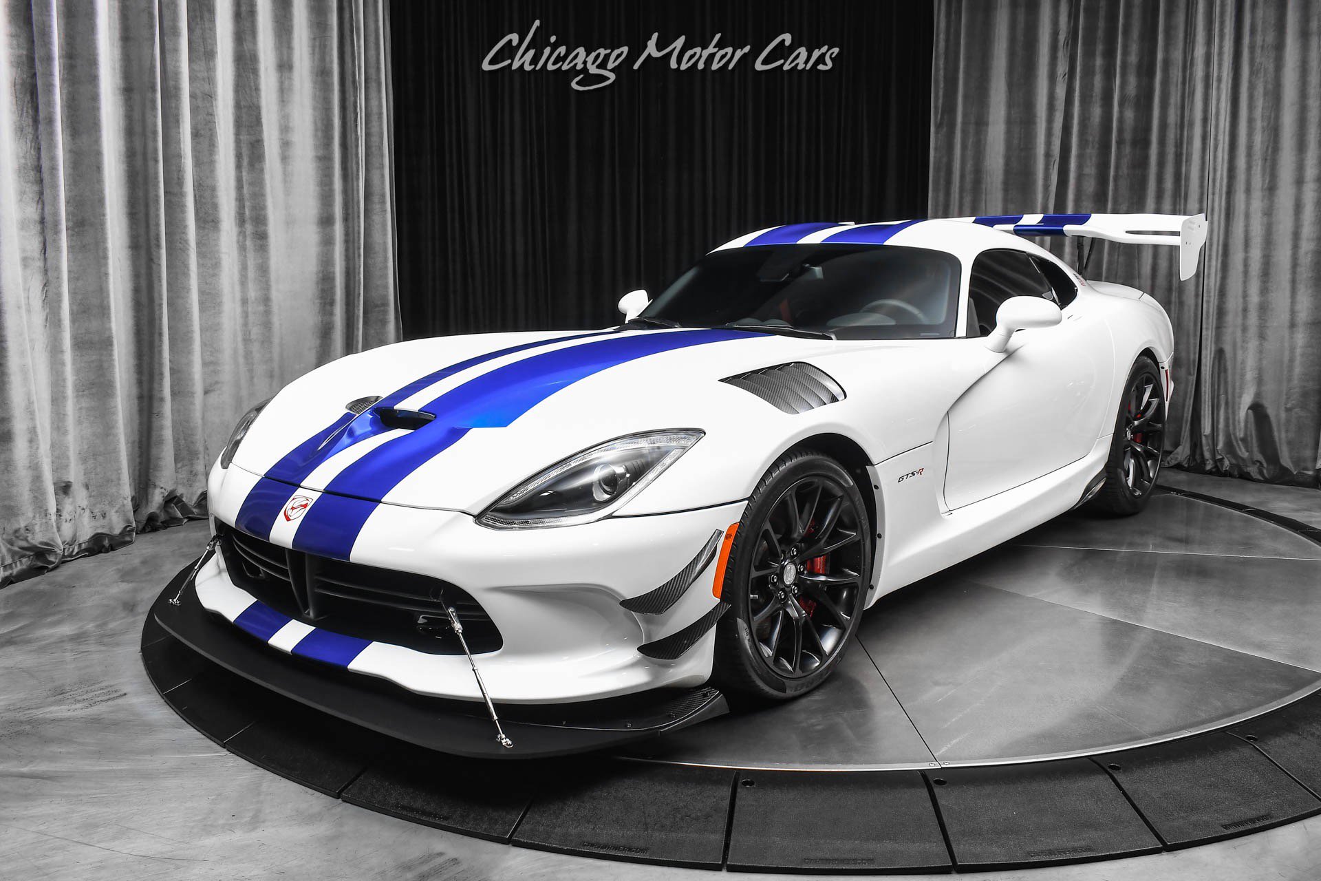 Used 2013 SRT Viper GTS w/ GTS Laguna Interior Pkg RWD image 25