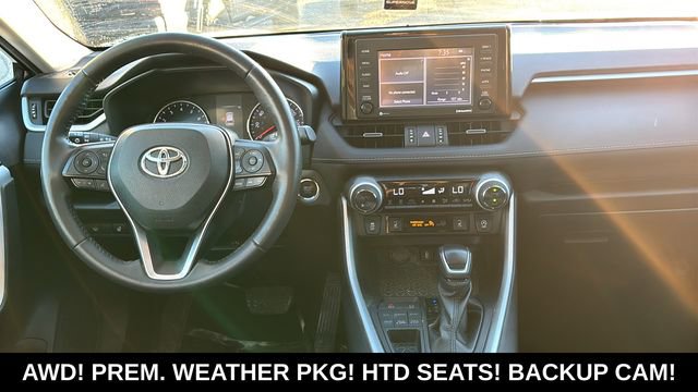 Used 2021 Toyota RAV4 XLE Premium image 7