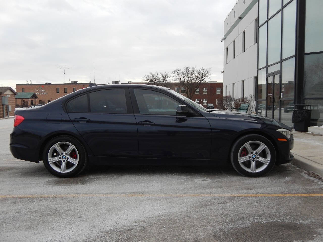 Used 2014 BMW 320i Sedan RWD image 20