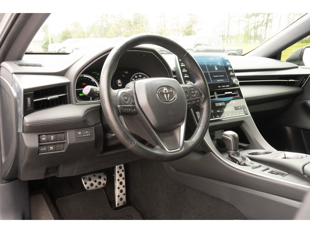 Used 2020 Toyota Avalon XSE image 10