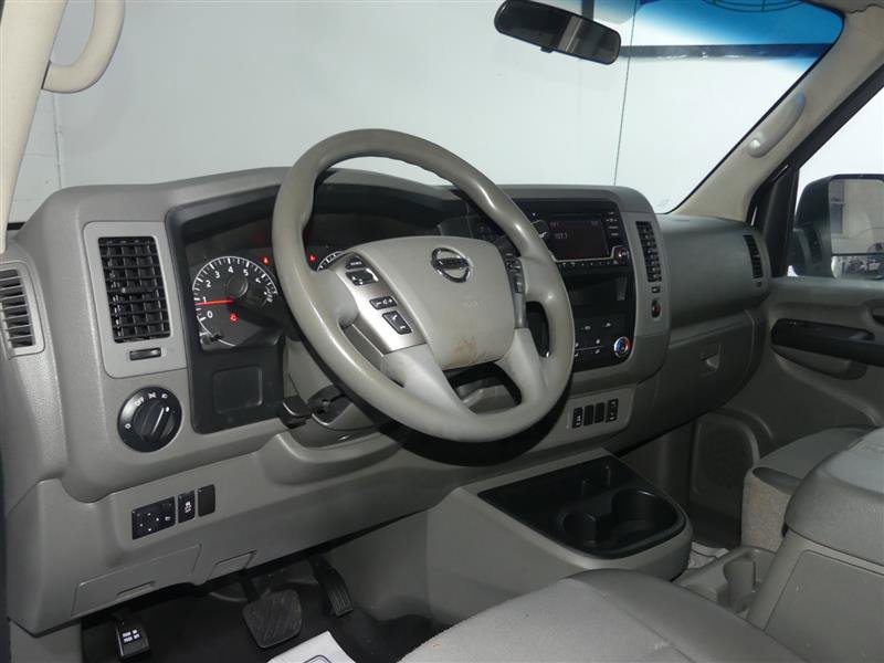 Used 2018 Nissan NV 2500 SV image 21