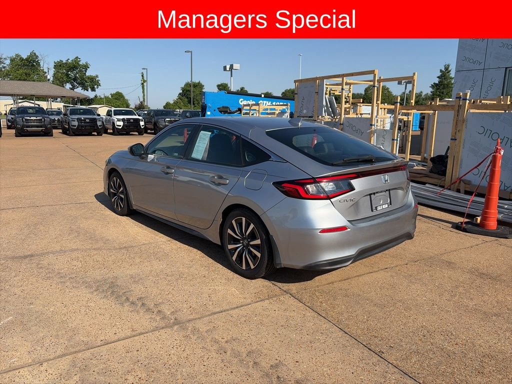 Used 2024 Honda Civic EX-L image 3