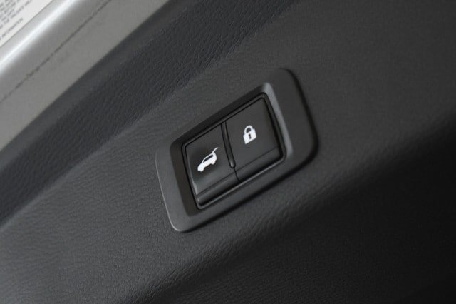Used 2024 Mitsubishi Outlander SE AWD/4WD image 19
