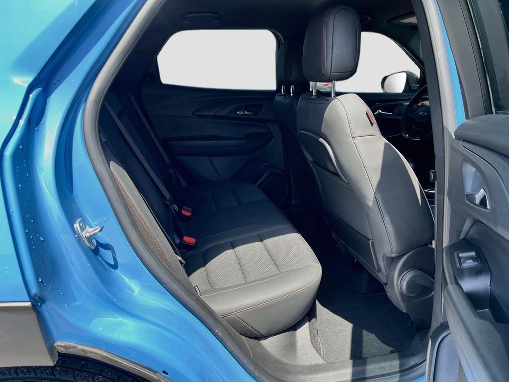 Used 2023 Chevrolet TrailBlazer RS FWD image 25