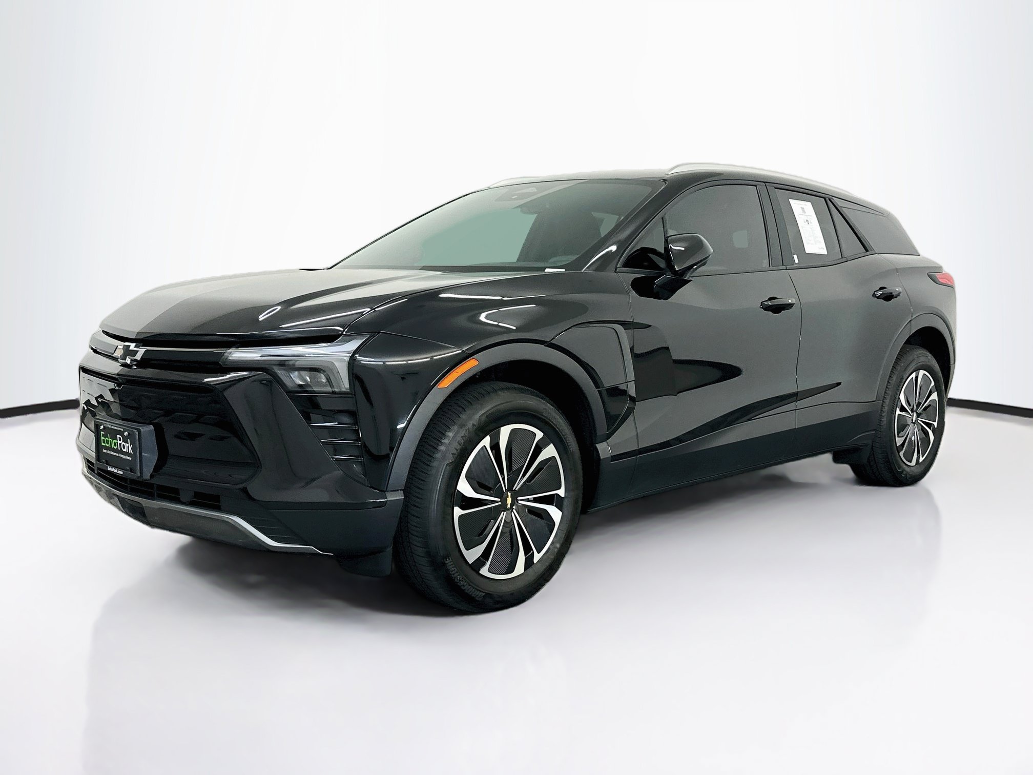 Used 2024 Chevrolet Blazer EV LT AWD/4WD image 3