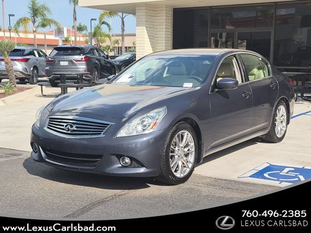 Used 2013 INFINITI G37 Journey w/ Premium Pkg