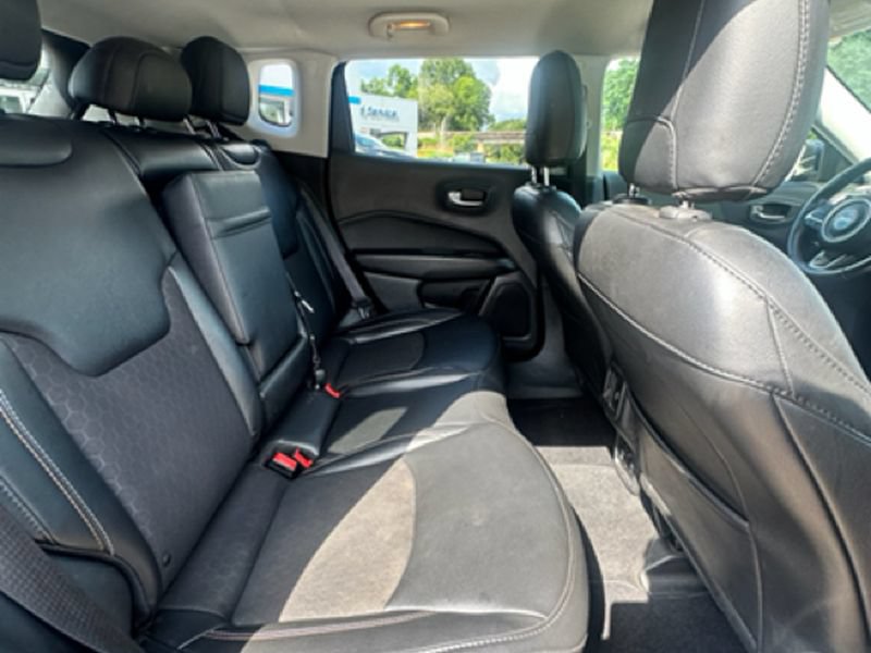 Used 2019 Jeep Compass Latitude AWD/4WD image 14