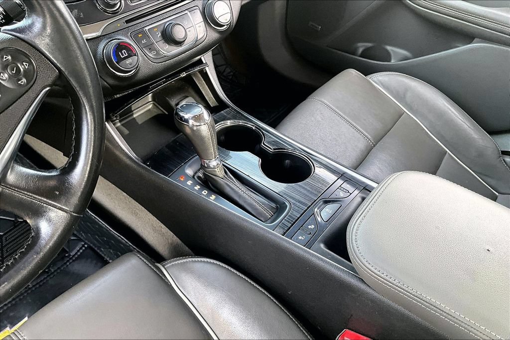 Used 2017 Chevrolet Impala Premier FWD image 14