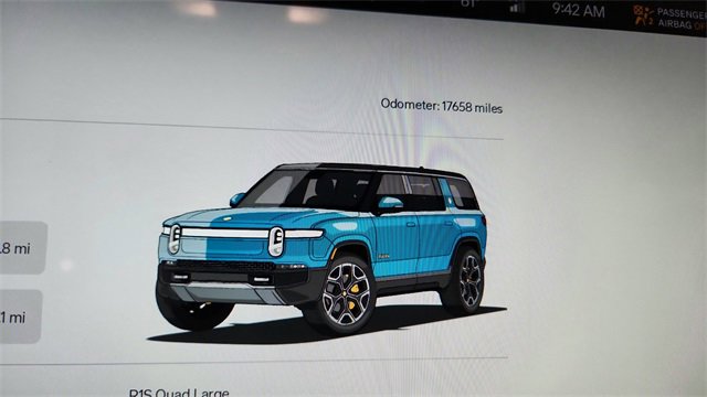 Used 2024 Rivian R1S Launch Edition image 43