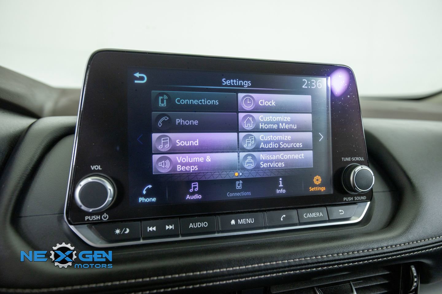 Used 2022 Nissan Rogue SV AWD/4WD image 20